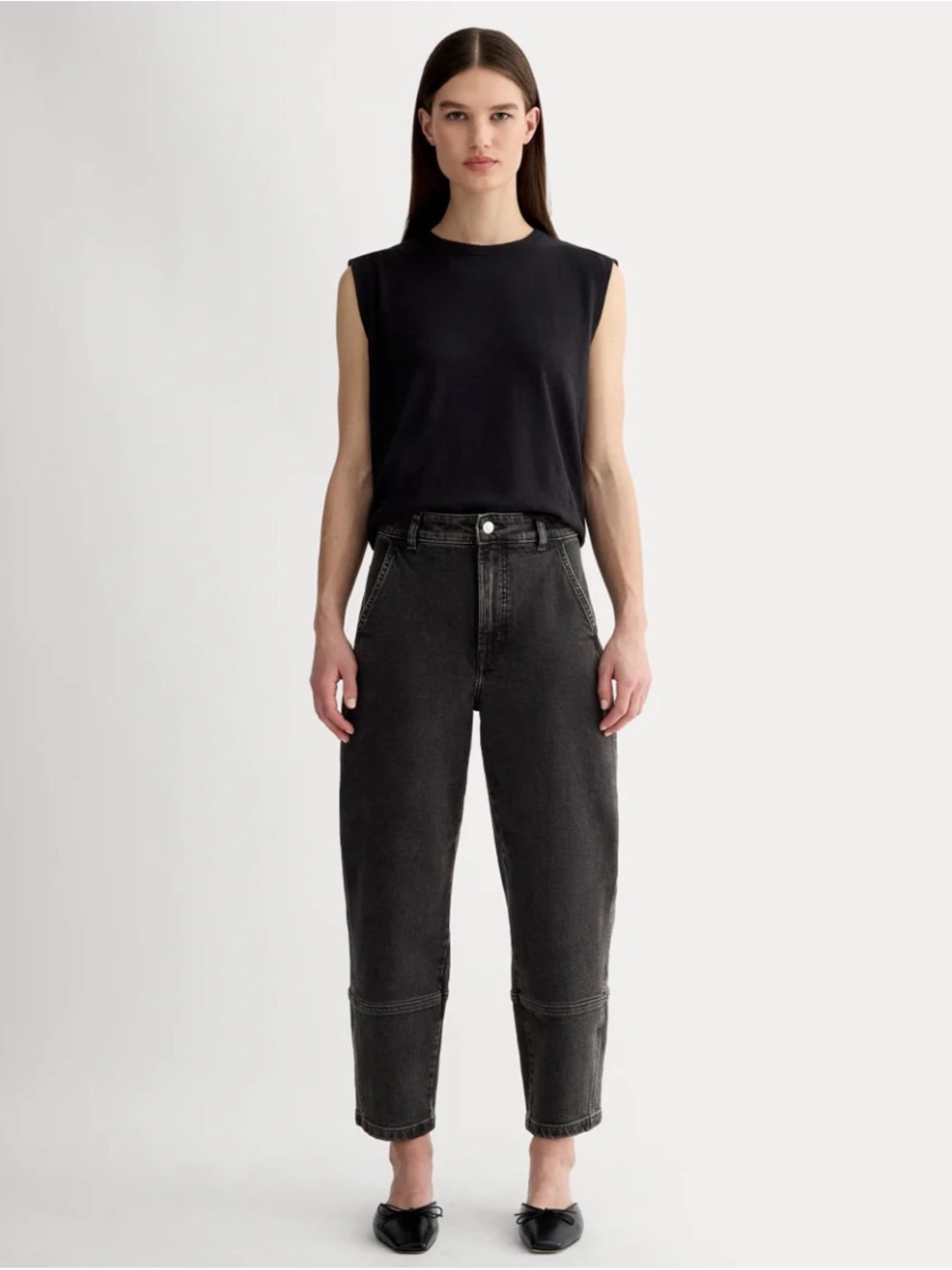 Everlane The Utility Barrel Jean in Black